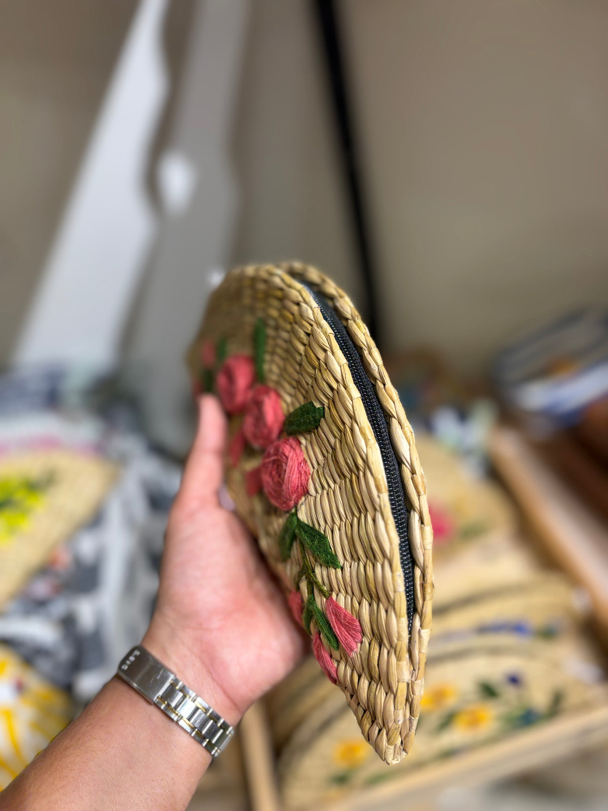 Embroidery jute clutch, Punk roses