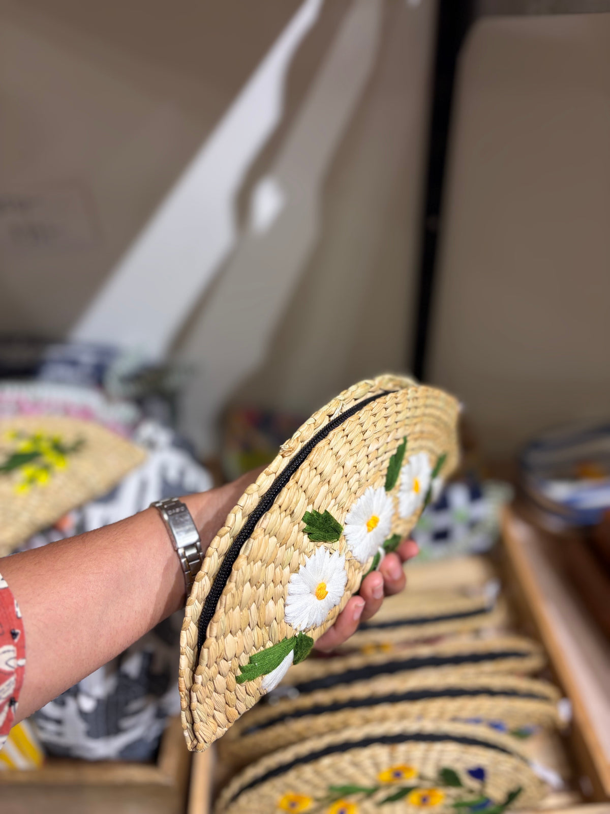 Embroidery jute clutch- white flowers