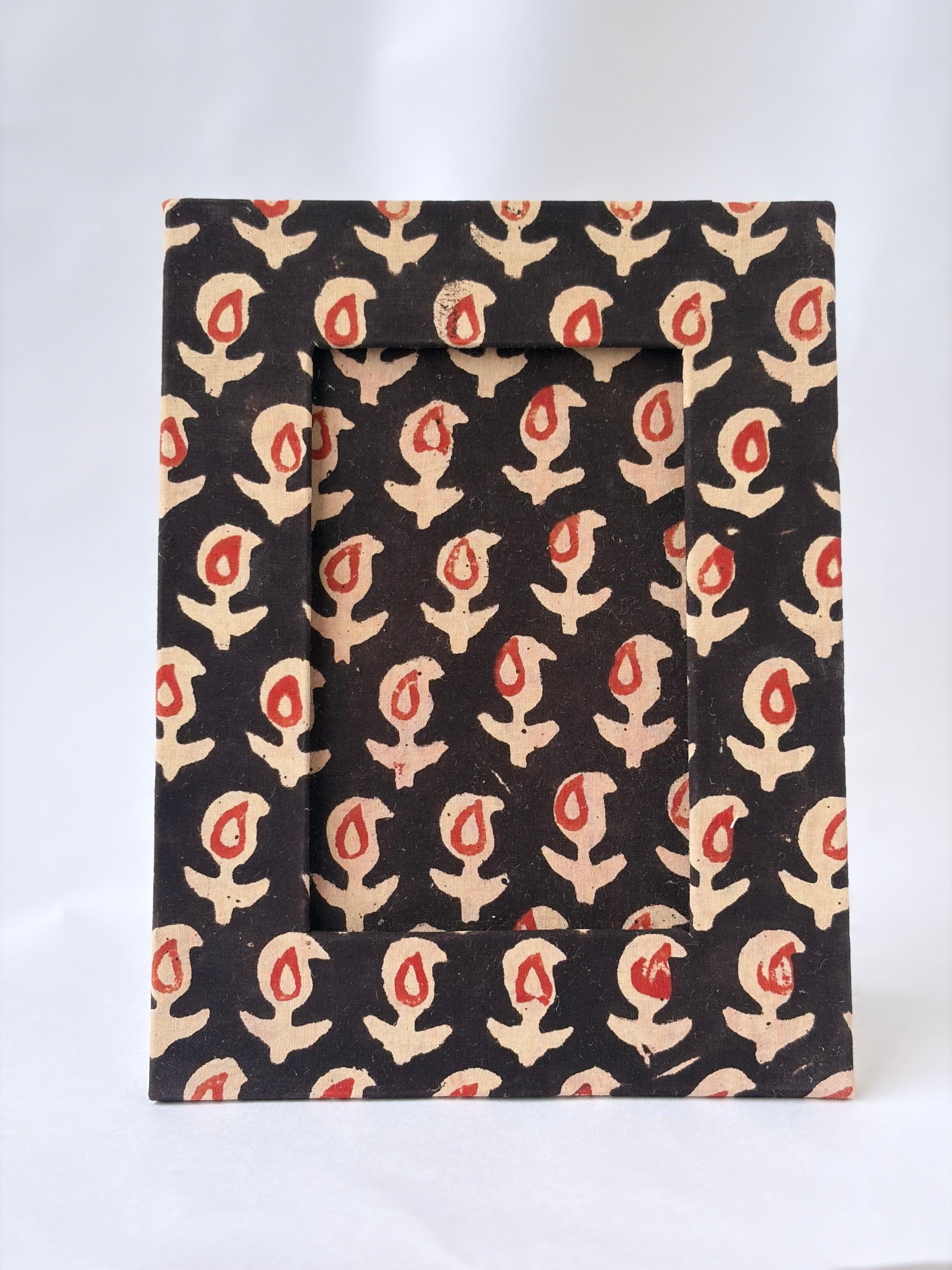Fabric Photoframe- Black