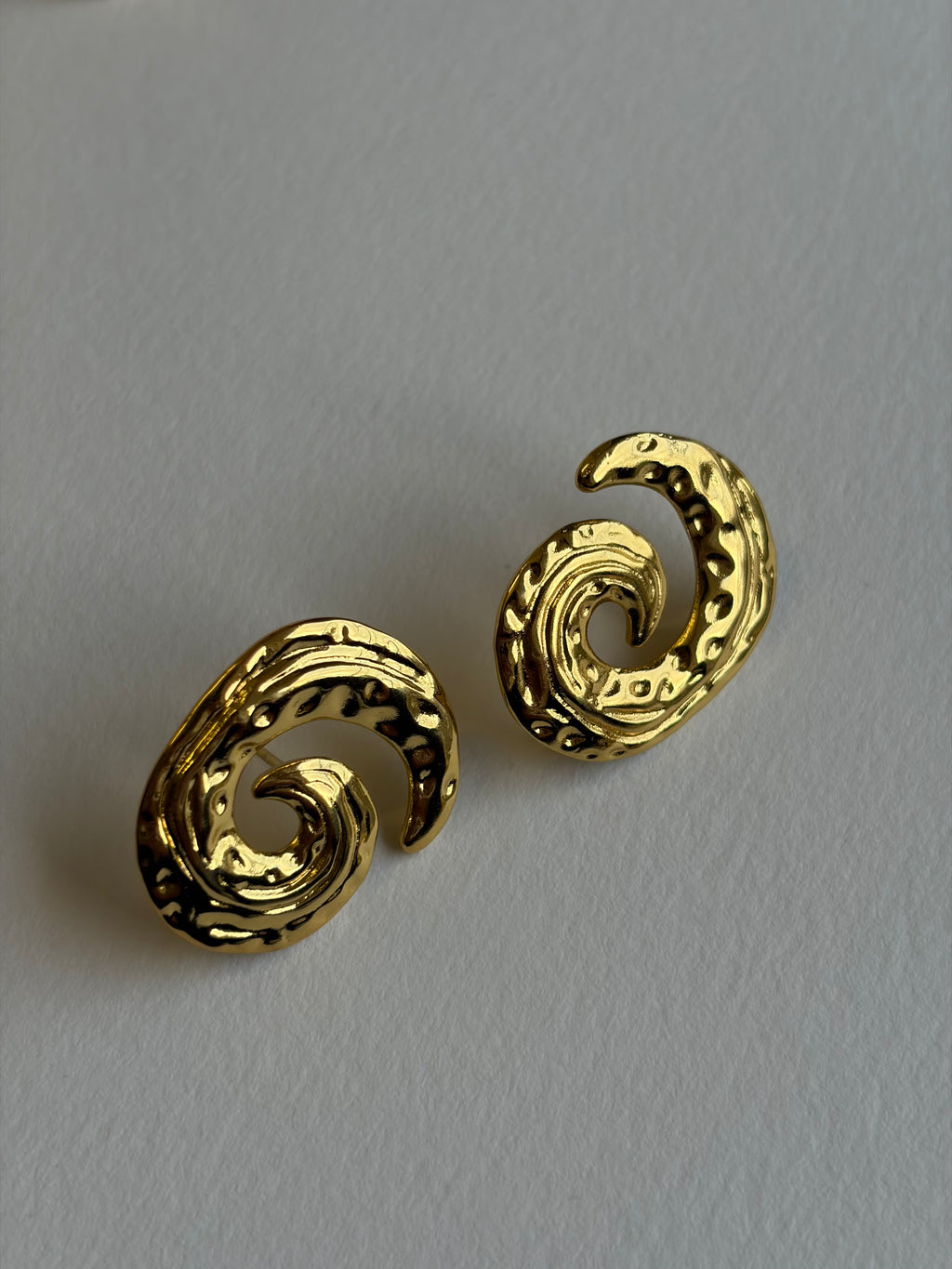 Organic swirl earrings