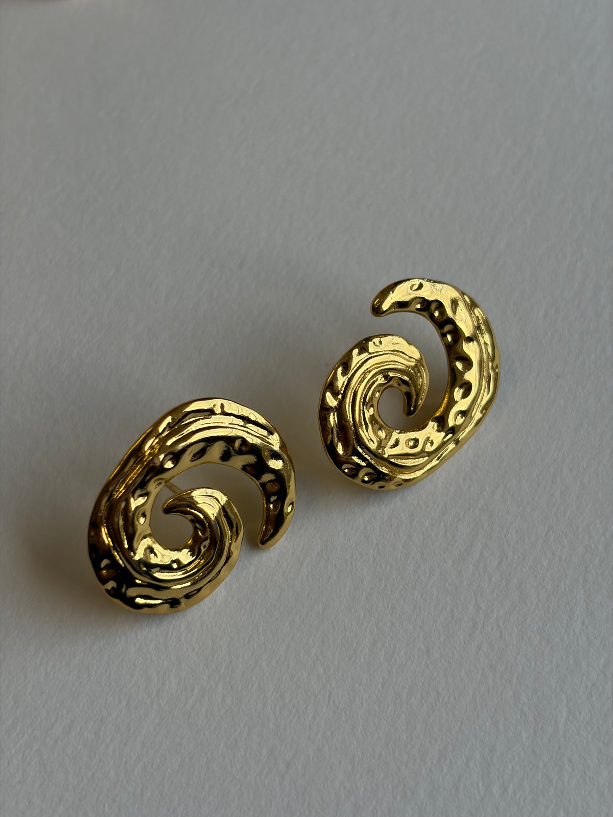 Organic swirl earrings