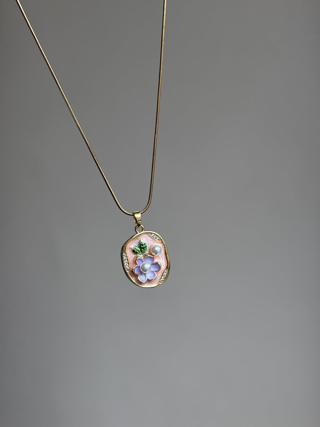 Pink flower pearl Pendant Neckpiece