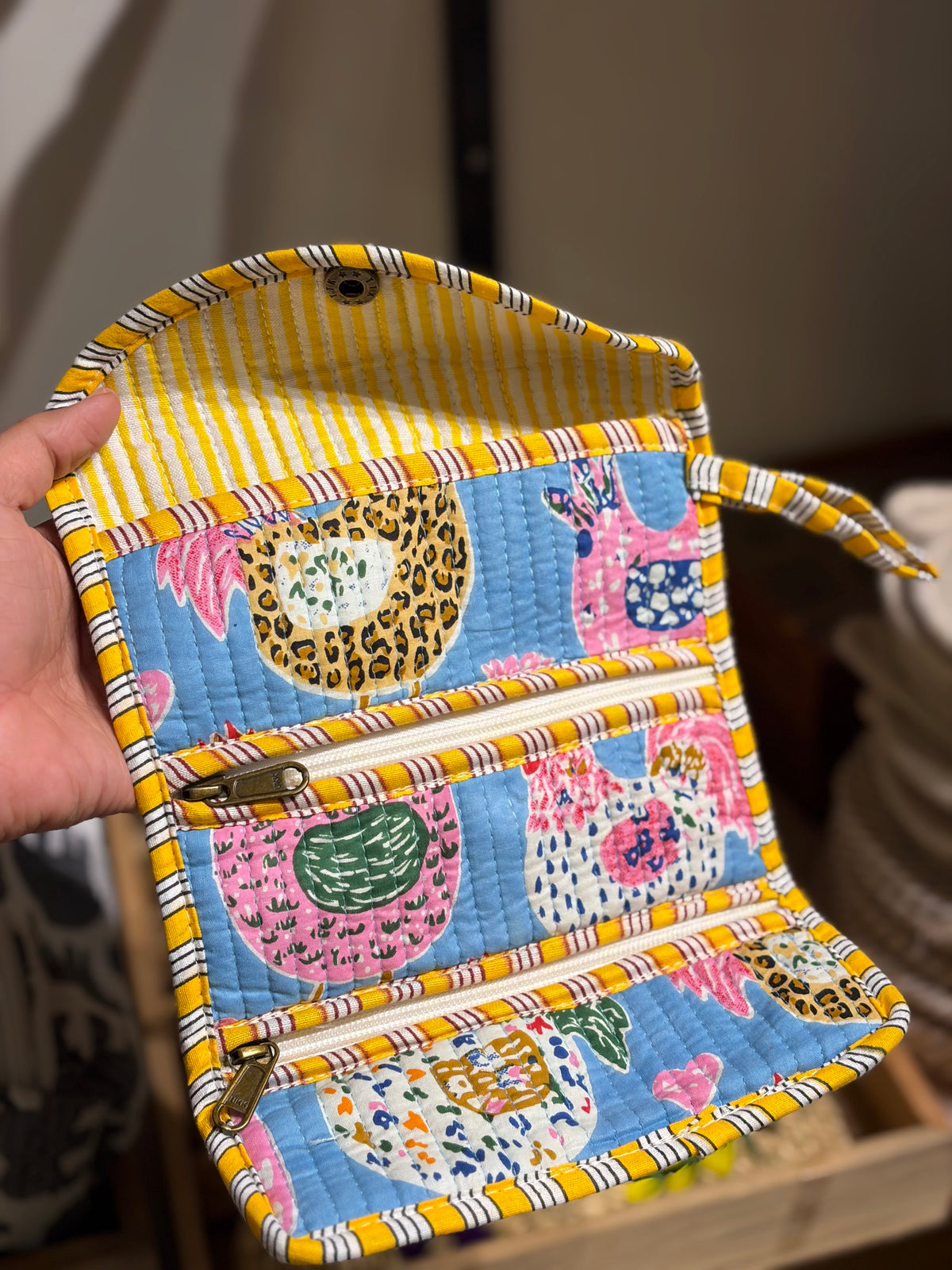 3 fold pouch, Blue Hen