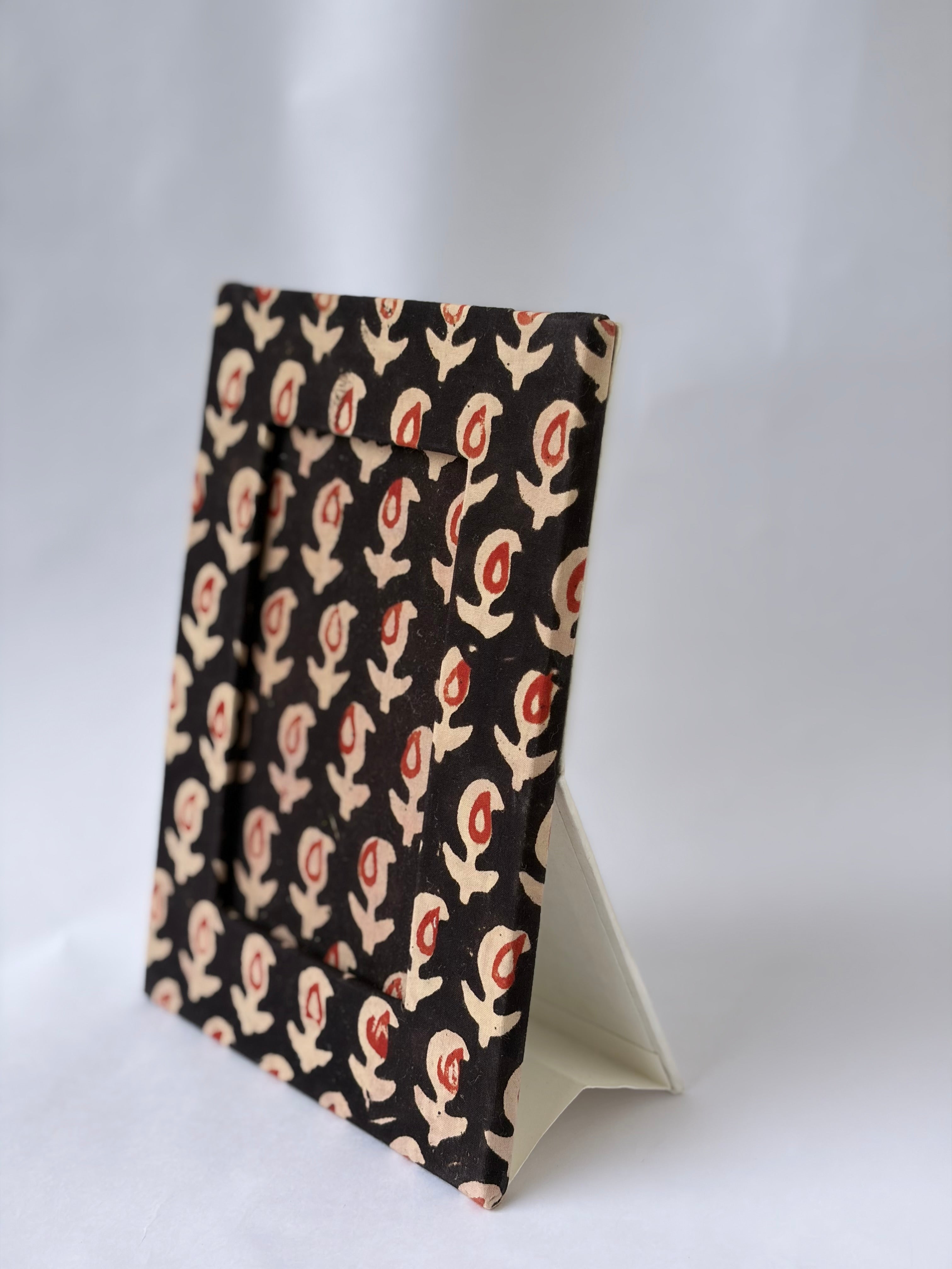 Fabric Photoframe- Black