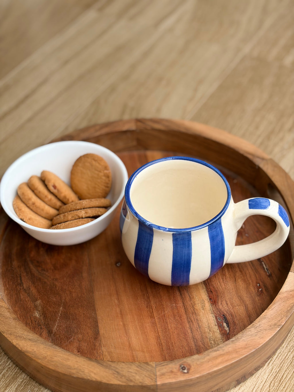 Blue striped large mug