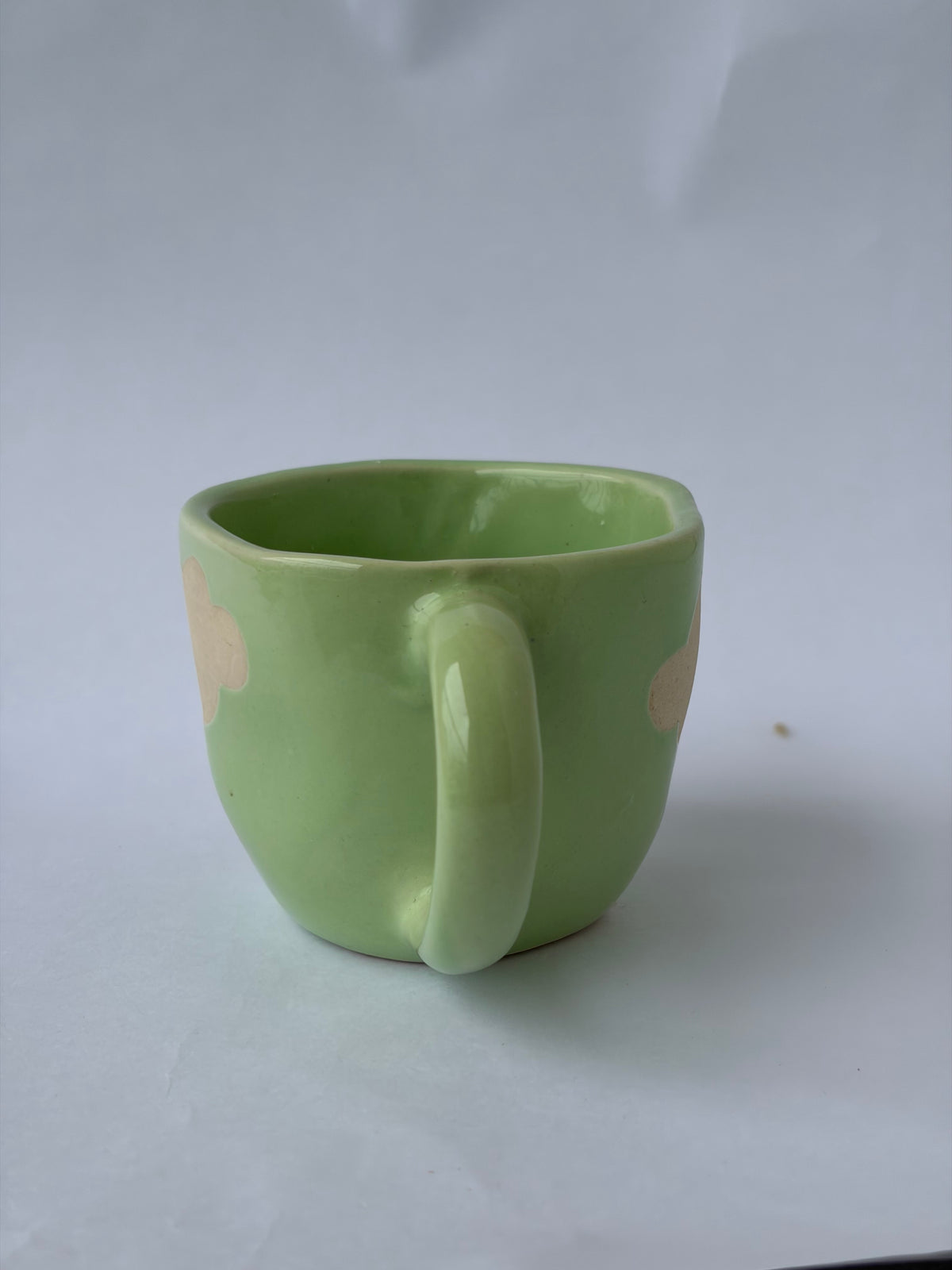 Green cloud mug