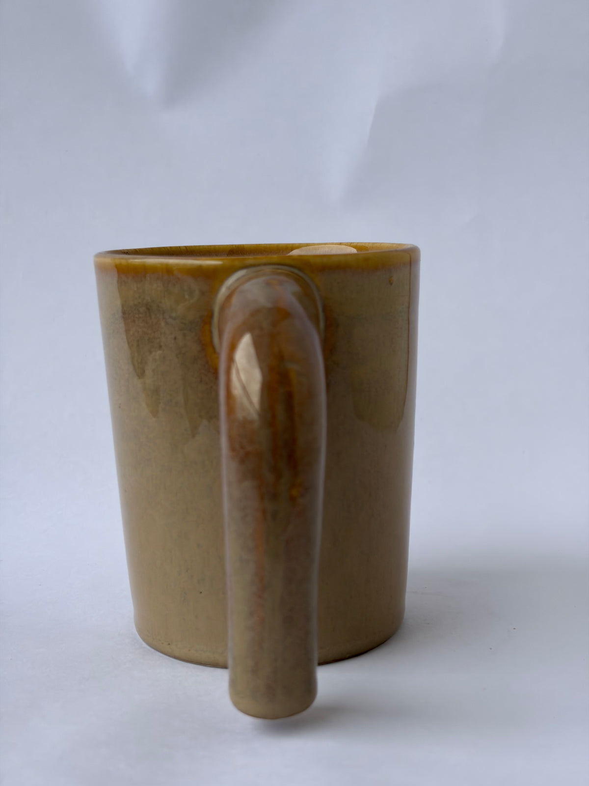 Half handle mug