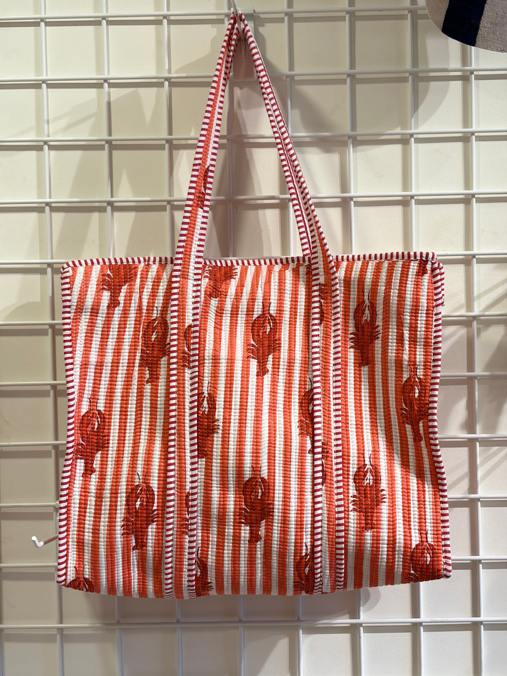 Red lobster Tote bag