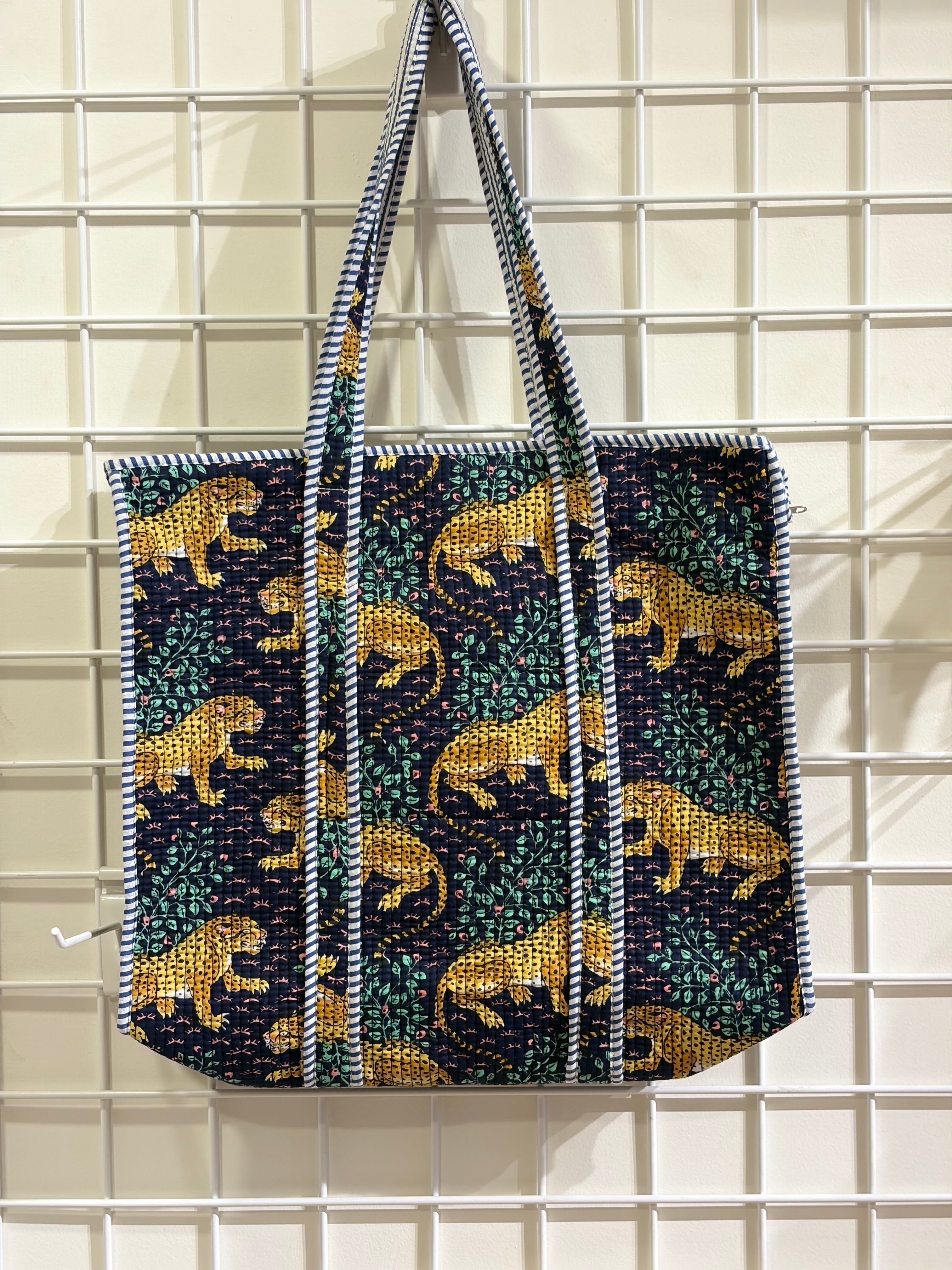 Cheetah Tote bag