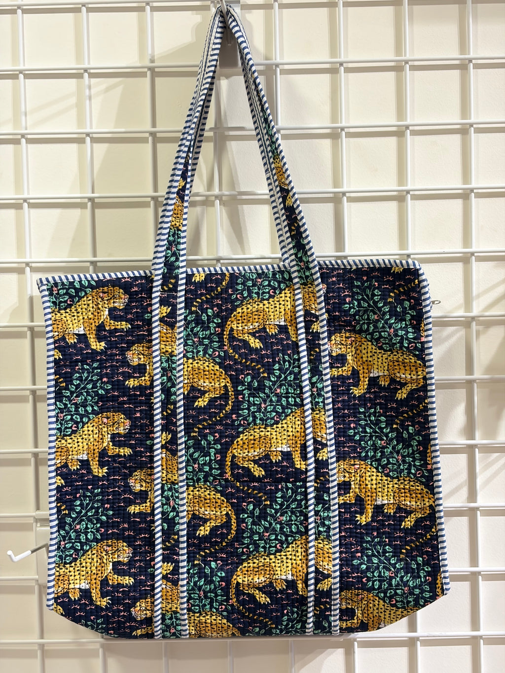 Cheetah Tote bag
